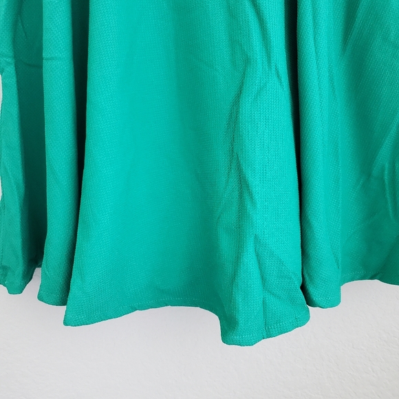 Lucy Paris off shoulder fit and flare dress NWT - Picture 3 of 9